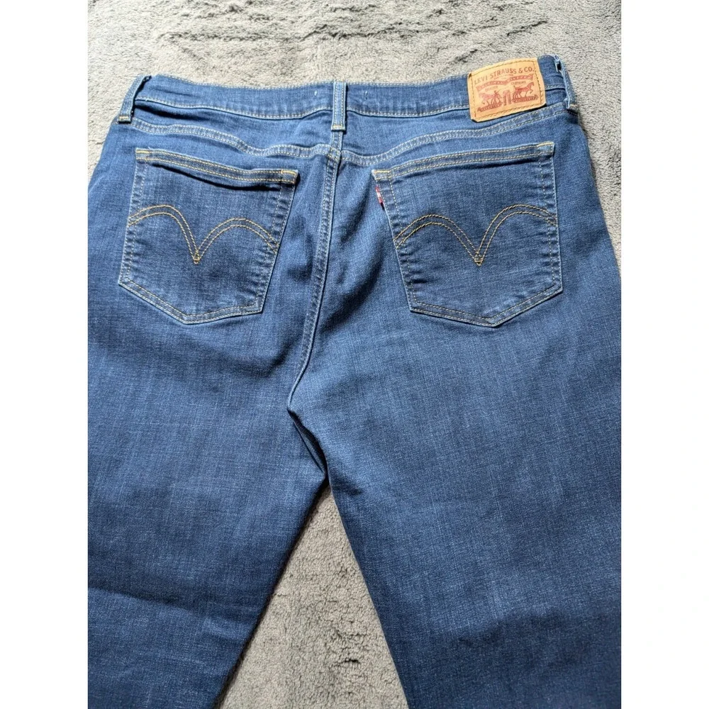 Levi's Boyfriend Fit Jeans Women's Size 32 Dark Wash